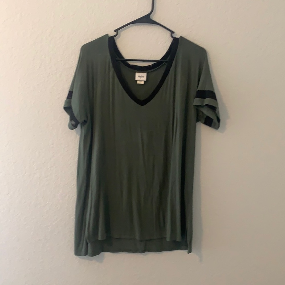 Day trip Tee